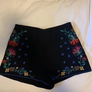 Xhilaration floral shorts